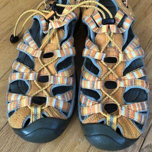 Keen Waterproof Fisherman Sandals LIKE NEW